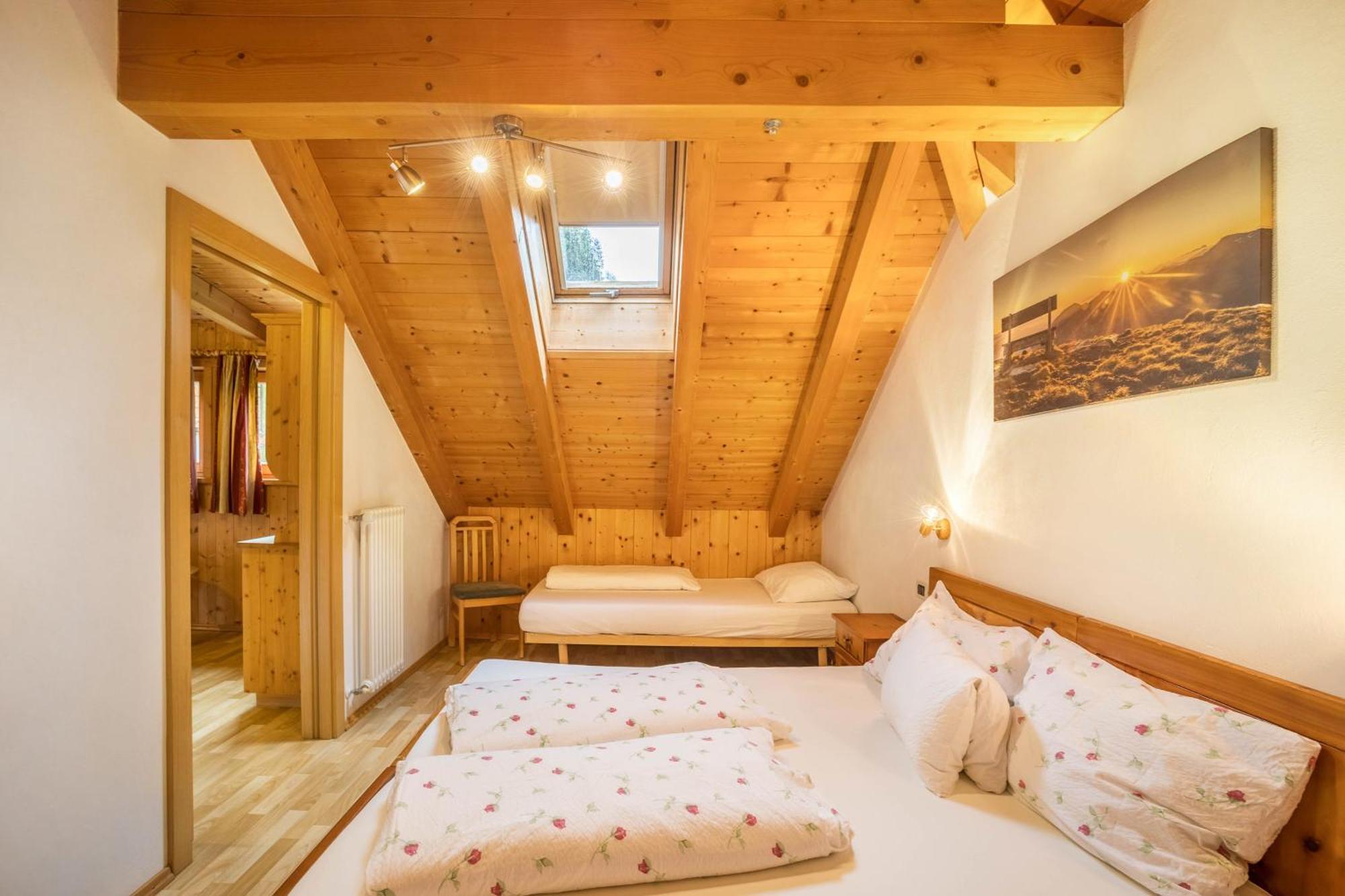 Bolser App Plan De Corones San Vigilio Di Marebbe Room photo